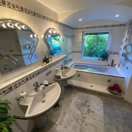 Holiday home Wunderschoenes Mit Fernblick, Unweit Von Limburg Und Rhein-main-gebiet Hunfelden