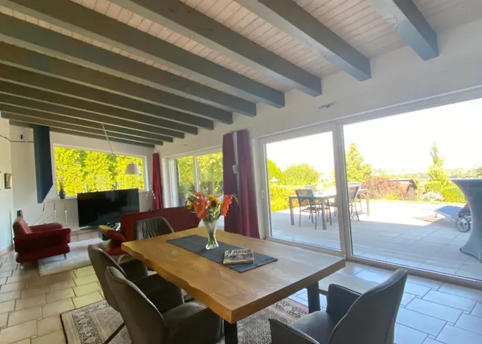 Сasa de vacaciones Wunderschoenes Mit Fernblick, Unweit Von Limburg Und Rhein-main-gebiet